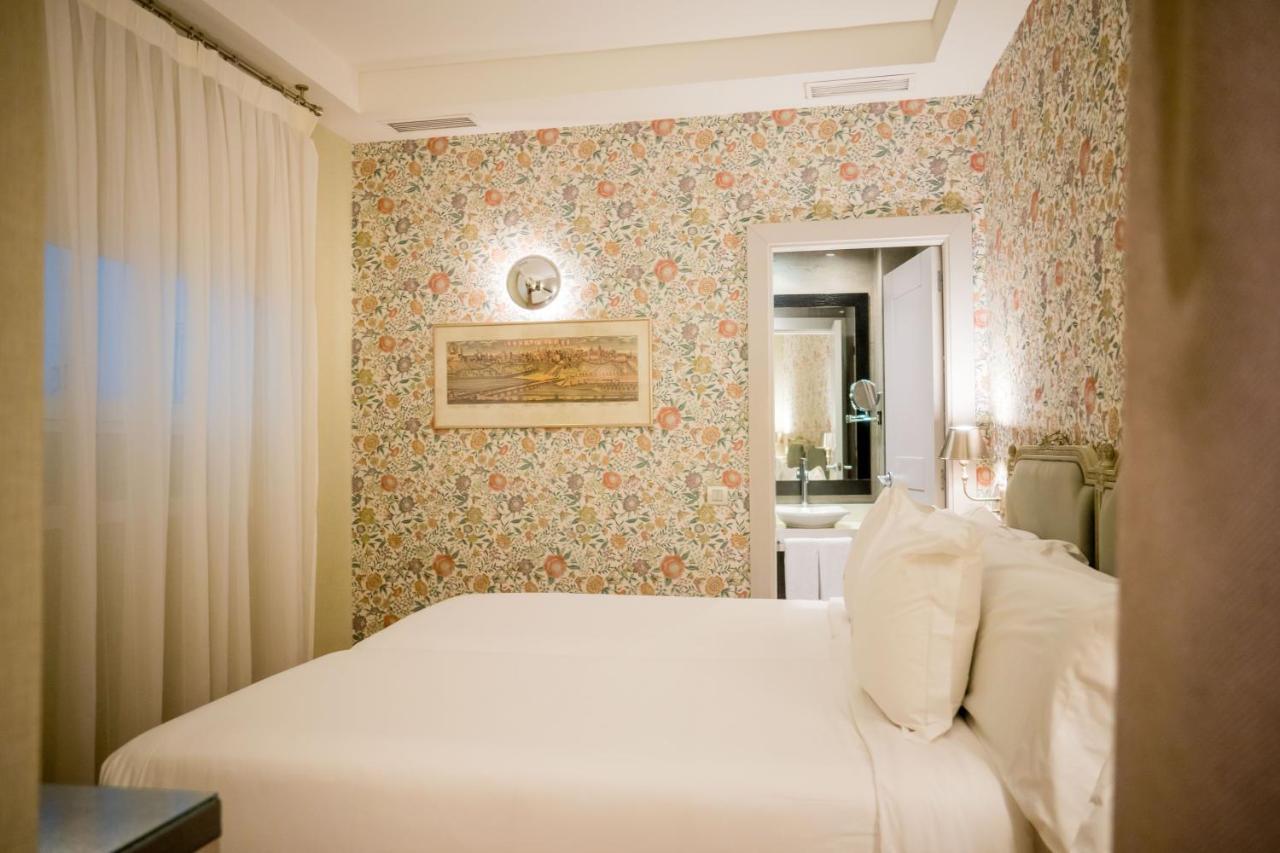 Hotel Meninas - Boutique Opera Madrid Dış mekan fotoğraf